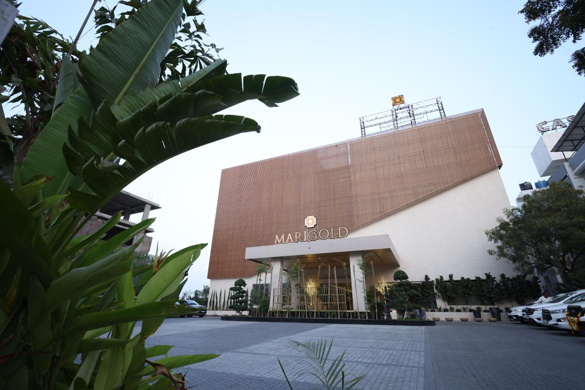 Marigold-Newly Renovated Hotel Shirdi Ngoại thất bức ảnh